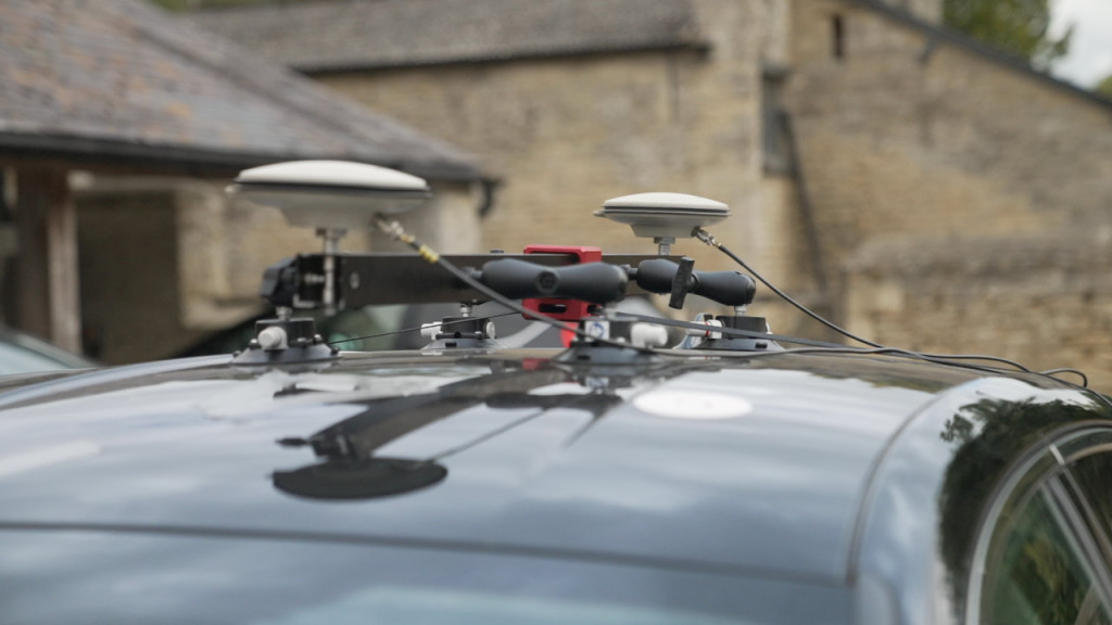 How to set up an INS for mobile mapping - dual antenna roof mount (DARM)